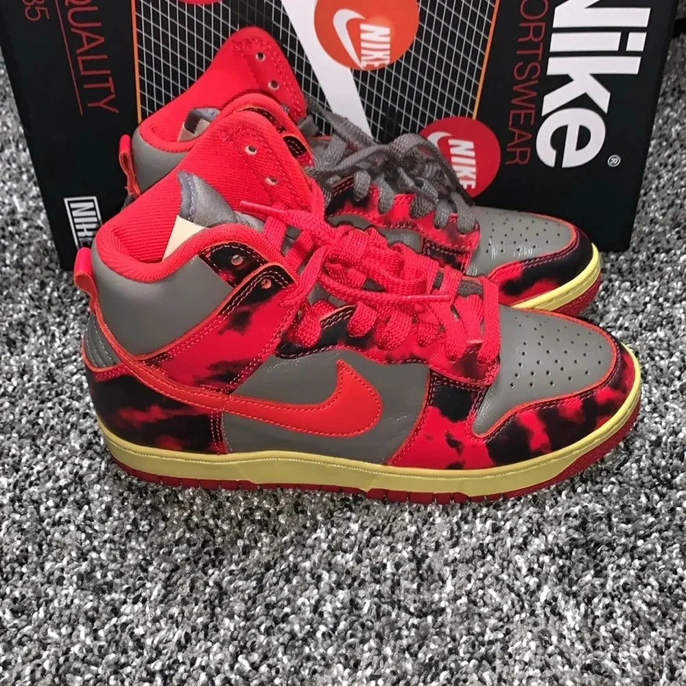 NIKE DUNK HI 1985 Y5.5